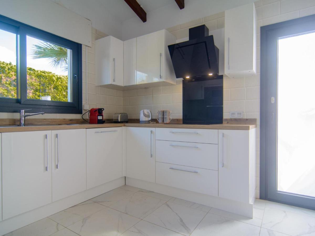 Сasa de vacaciones Las Chapas Playa Refurbished Beach *